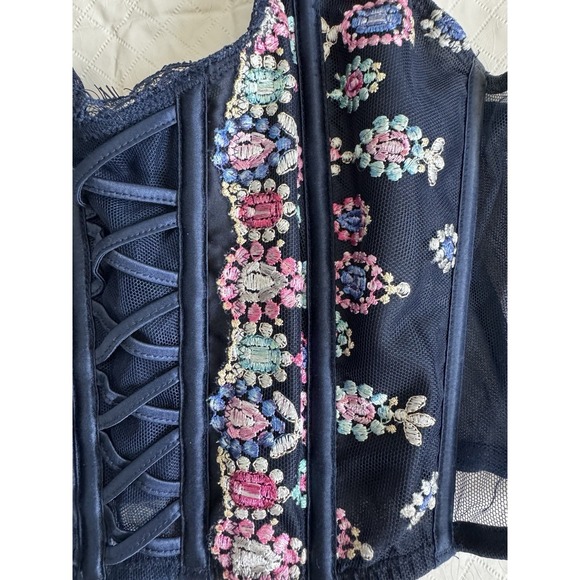 Victoria's Secret Dream Angels Unlined Lace Up Corset Top Size: S - Picture 3 of 6